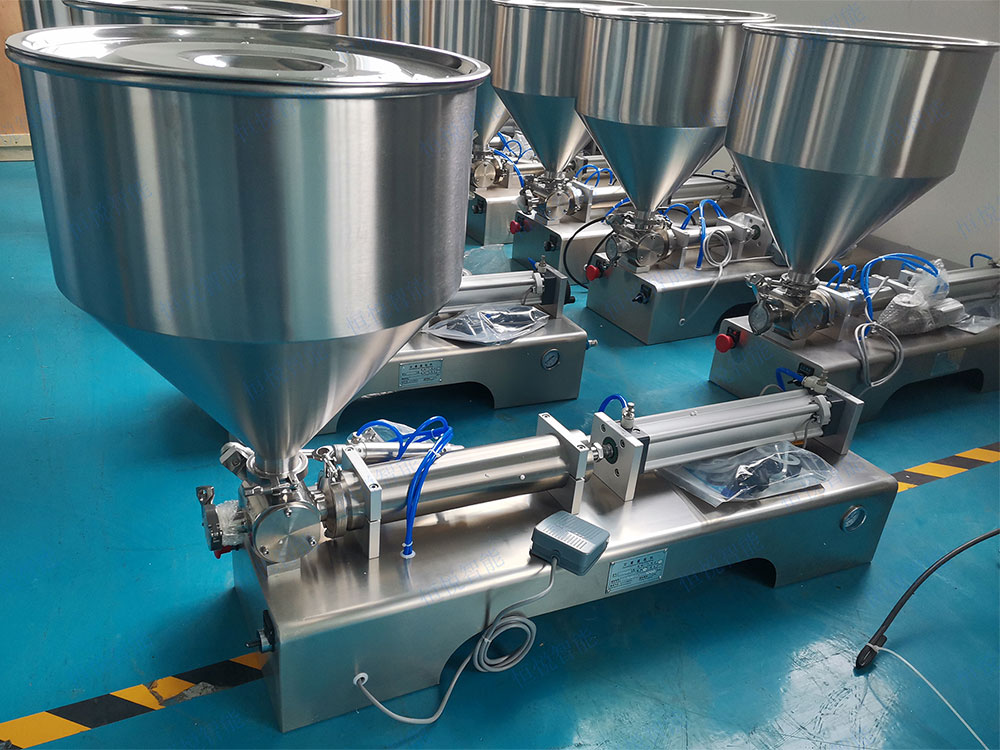 液體灌裝包裝機.jpg 液體灌裝包裝機.jpg