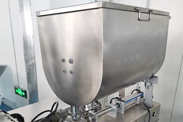 小顆粒醬料灌裝機(jī)料倉