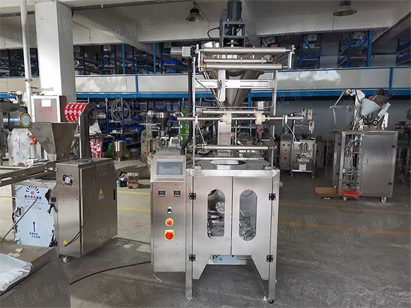 我司是河南顆粒粉末包裝機廠家，可根據(jù)需求定做機型