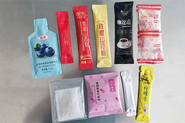 全自動豆?jié){粉包裝機可實現(xiàn)背封長條袋型，三邊封、圓角袋型等精美包裝